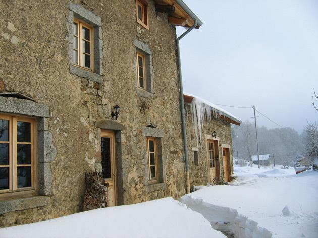 La Ferme Des Genets Bed and Breakfast Medeyrolles Zewnętrze zdjęcie